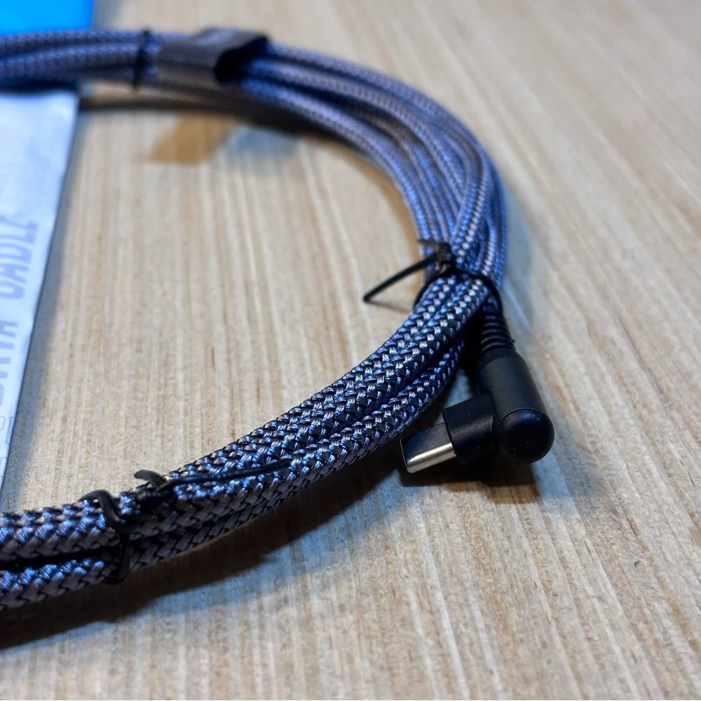 Ainope C to C Braided Elbow Cable
